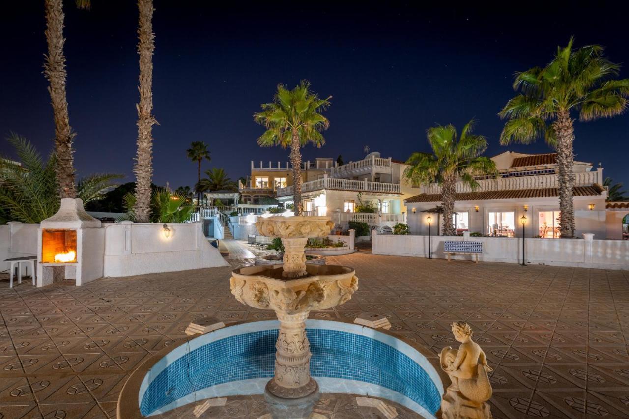 Вилла Fidalsa Grand Mediterranean Beachfront Плайя-Фламенка Экстерьер фото