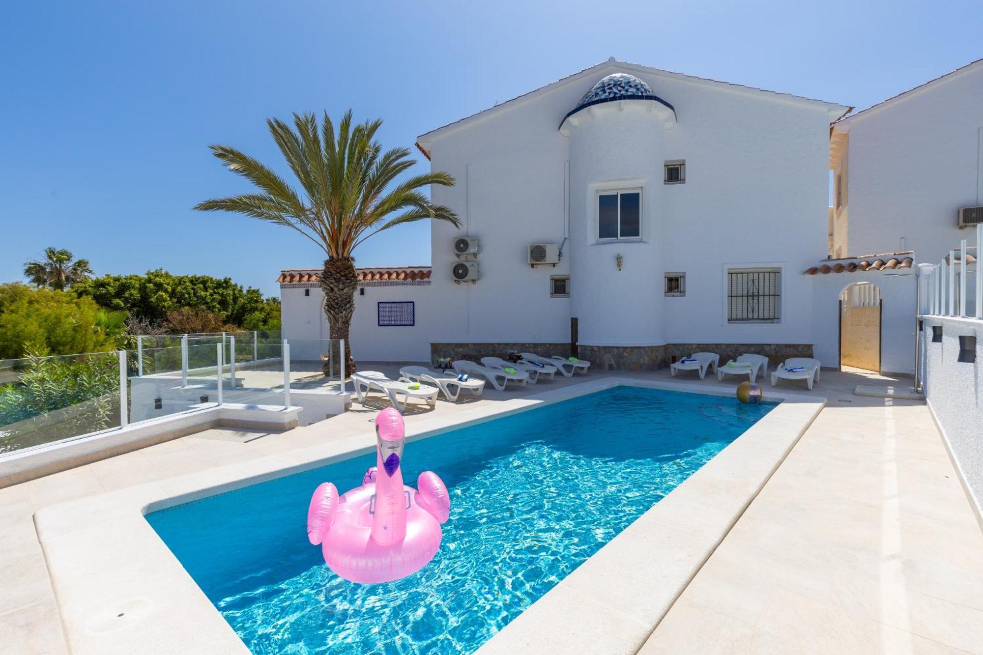 Вилла Fidalsa Grand Mediterranean Beachfront Плайя-Фламенка Экстерьер фото