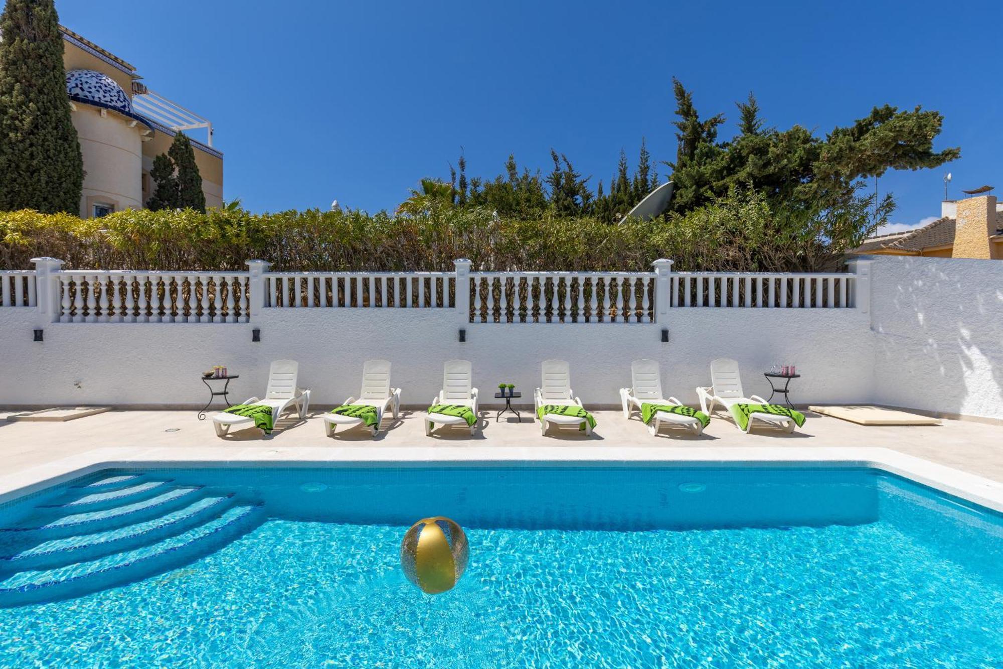 Вилла Fidalsa Grand Mediterranean Beachfront Плайя-Фламенка Экстерьер фото