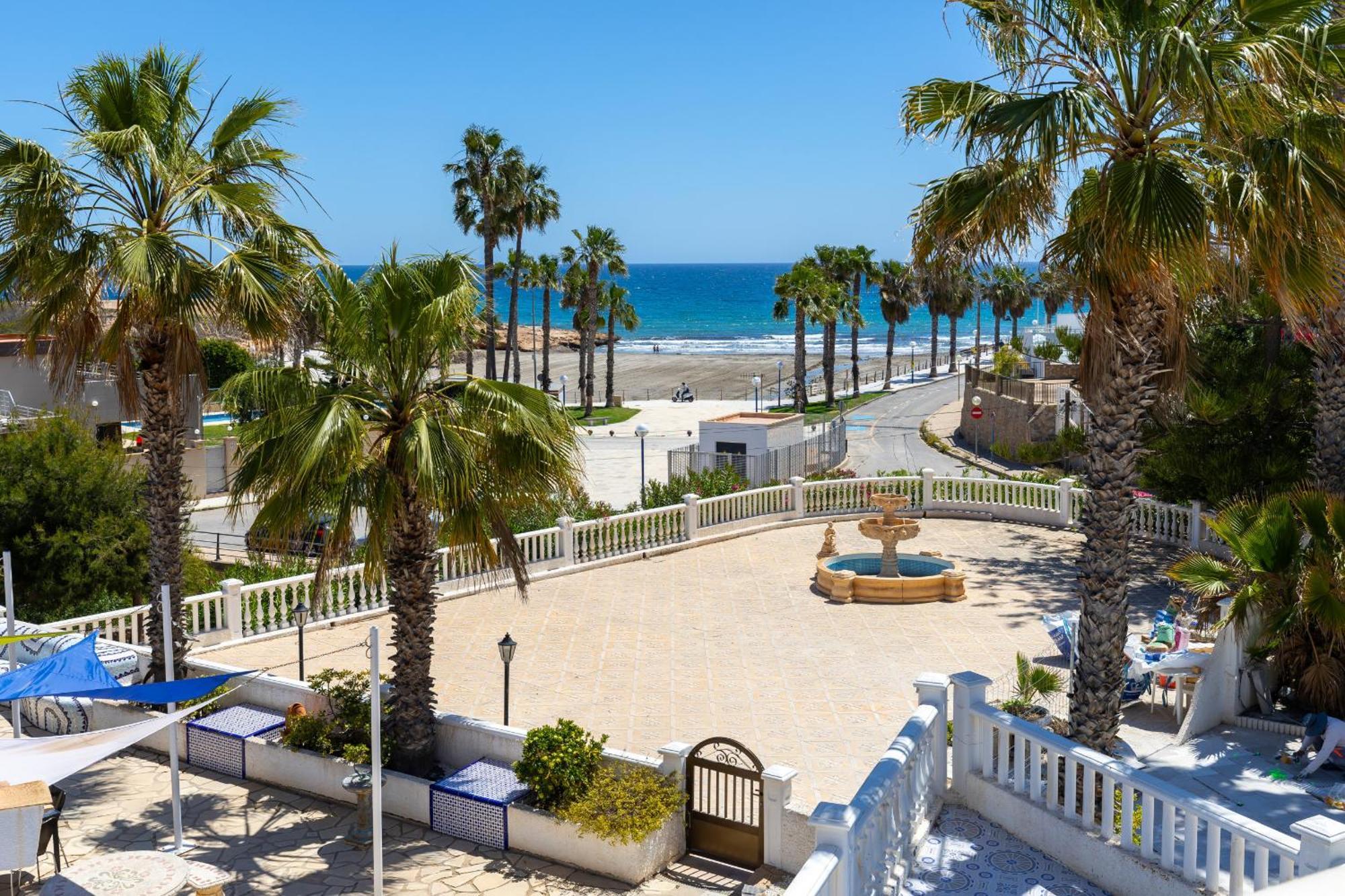 Вилла Fidalsa Grand Mediterranean Beachfront Плайя-Фламенка Экстерьер фото